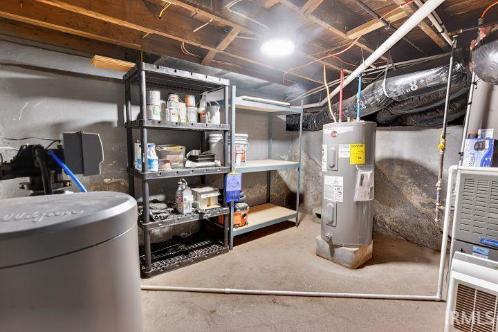 Listing Image 15