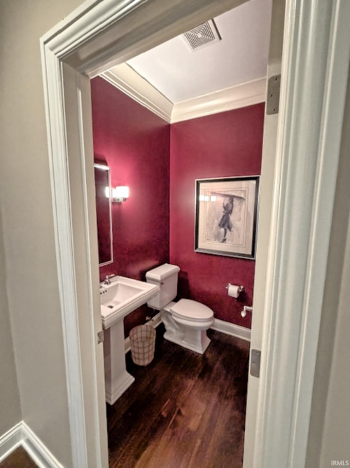 Listing Image 12
