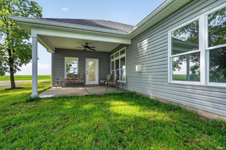 Listing Image 33