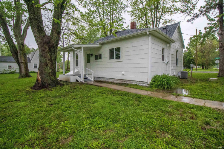 Listing Image 20
