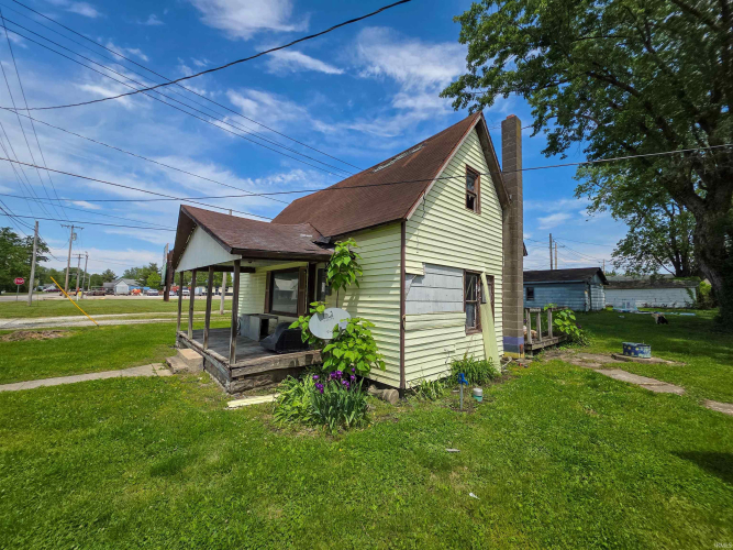 Listing Image 6