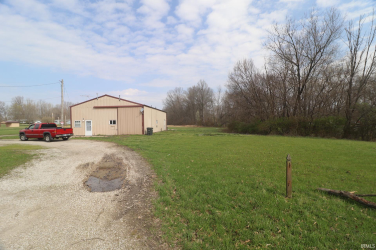 Listing Image 15
