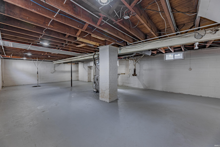 Listing Image 25
