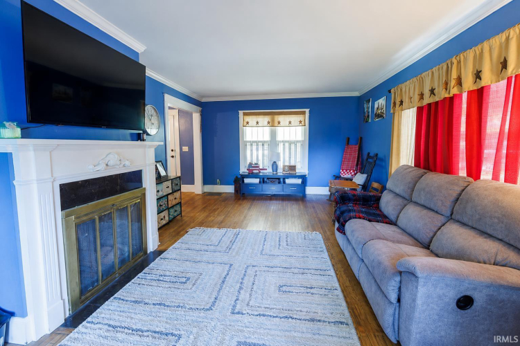 Listing Image 14