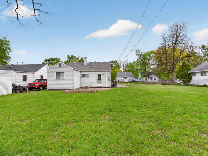 Listing Image 26
