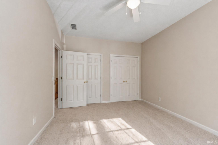 Listing Image 36