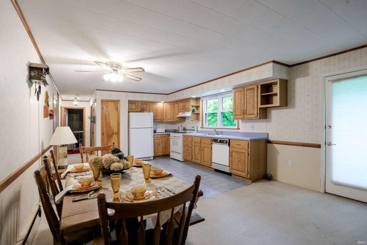 Listing Image 13