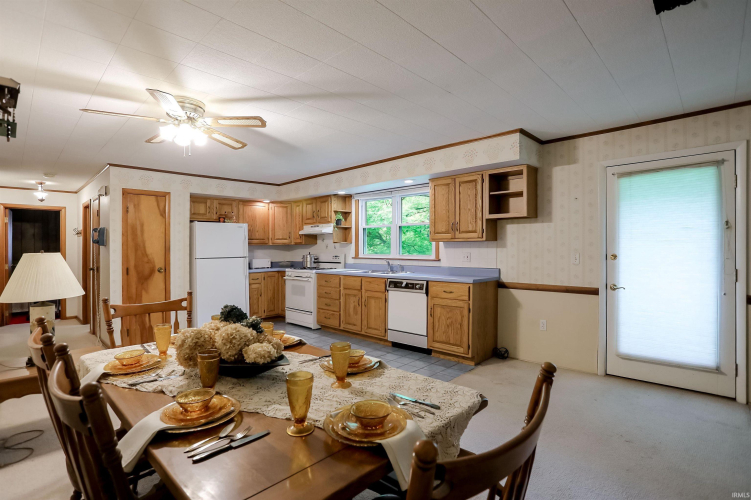 Listing Image 14