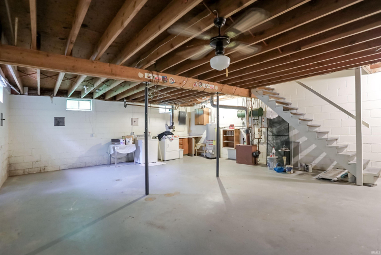 Listing Image 28