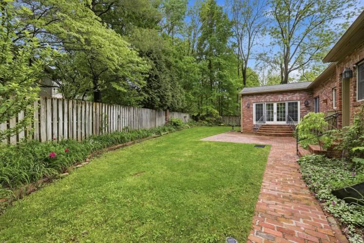 Listing Image 32