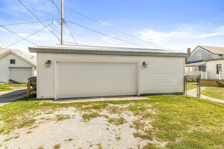 Listing Image 28