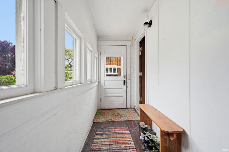 Listing Image 30