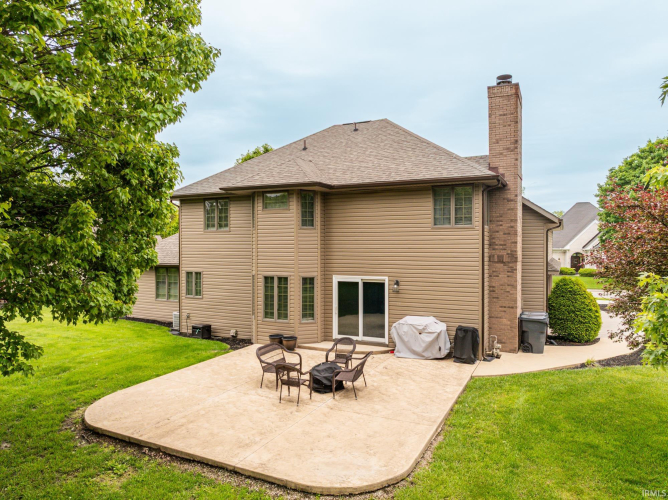Listing Image 5