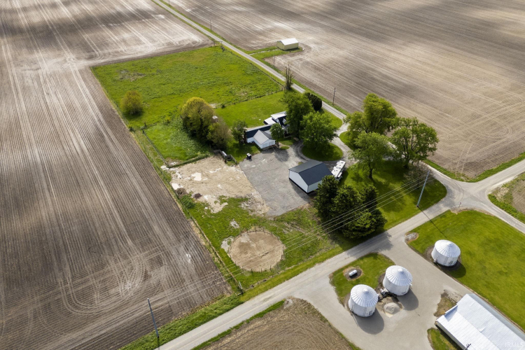 Listing Image 27