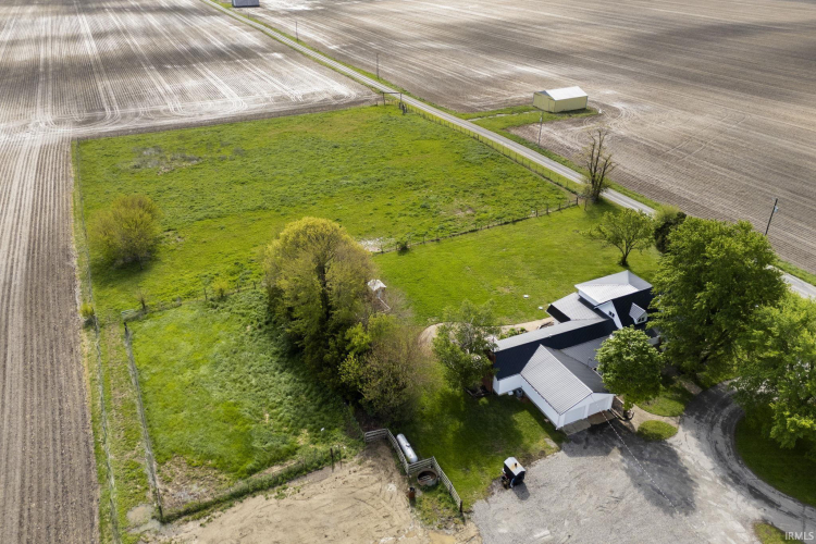 Listing Image 28