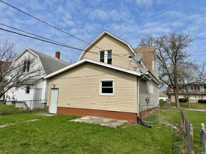 Listing Image 18