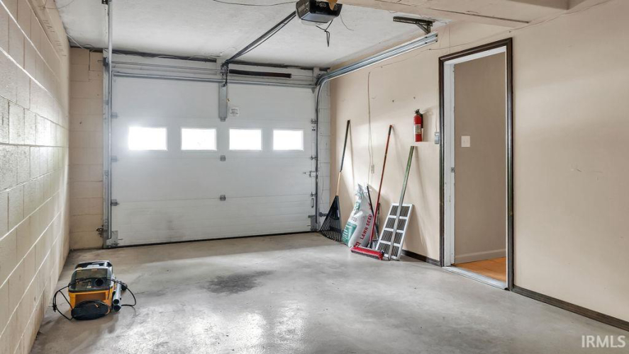 Listing Image 31