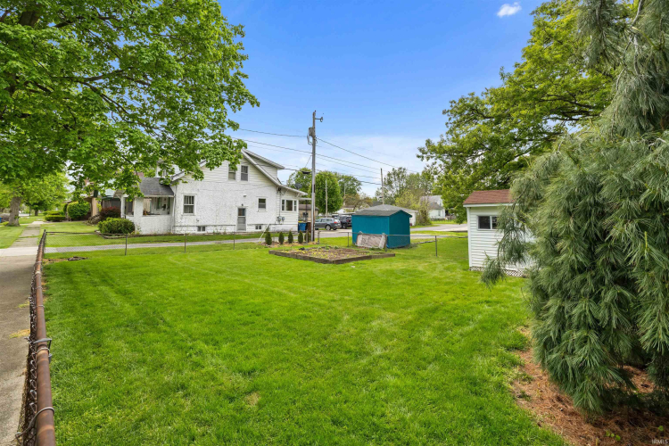 Listing Image 33