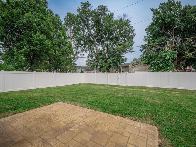 Listing Image 22