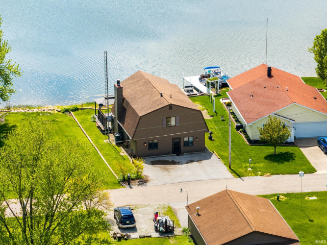 Listing Image 8