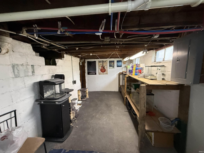 Listing Image 19