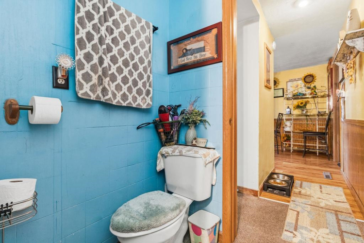 Listing Image 20