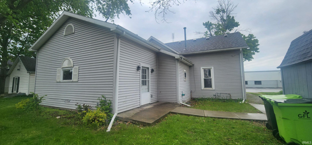 Listing Image 23