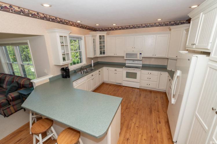 Listing Image 18