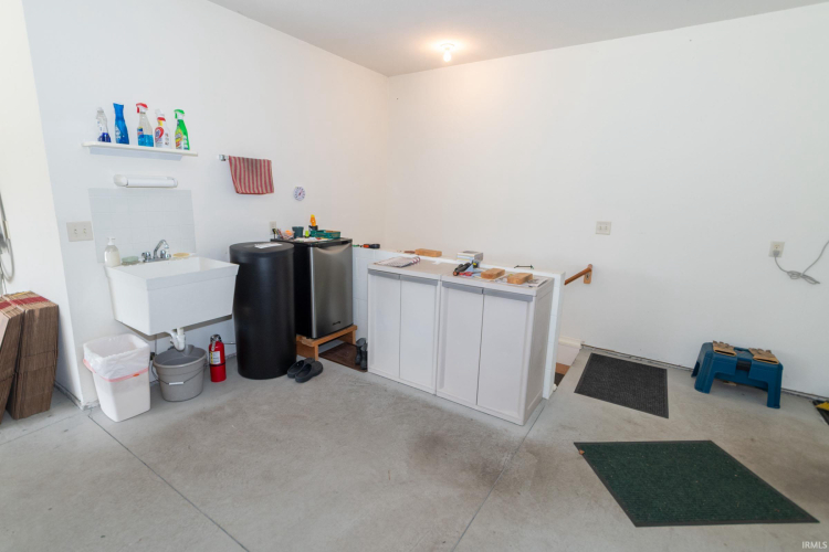 Listing Image 30