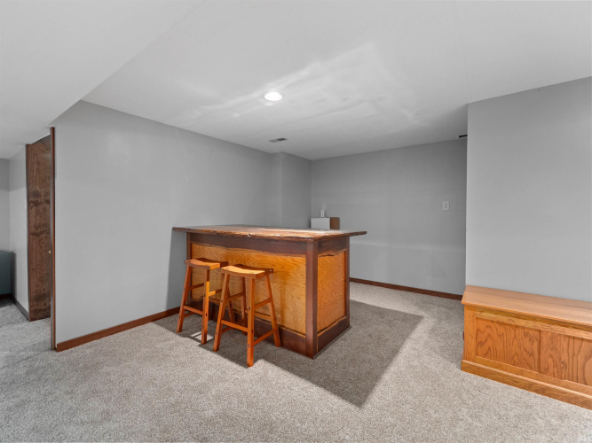 Listing Image 33
