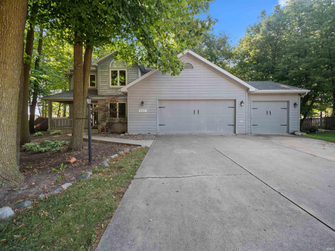 Listing Image 5