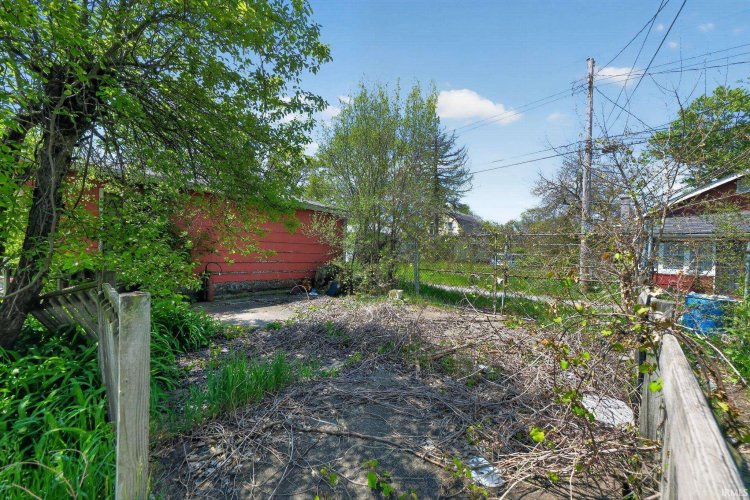 Listing Image 27