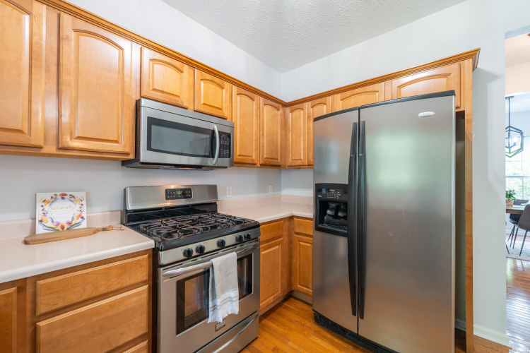 Listing Image 15