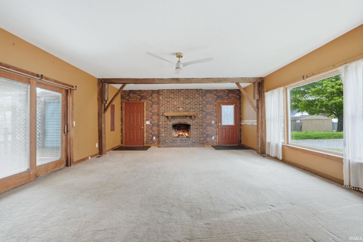 Listing Image 17