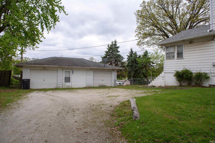 Listing Image 18