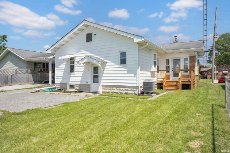 Listing Image 24