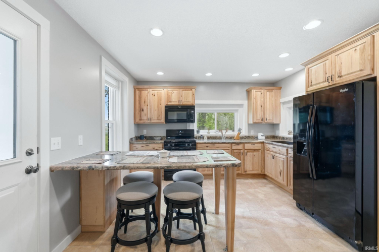 Listing Image 14