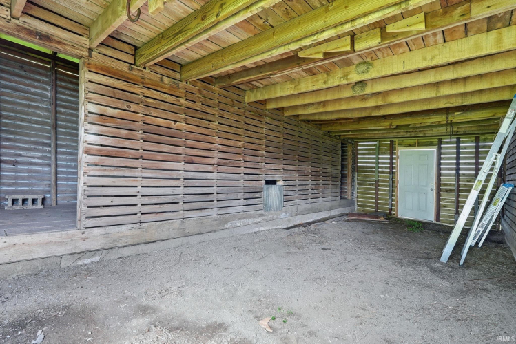 Listing Image 33