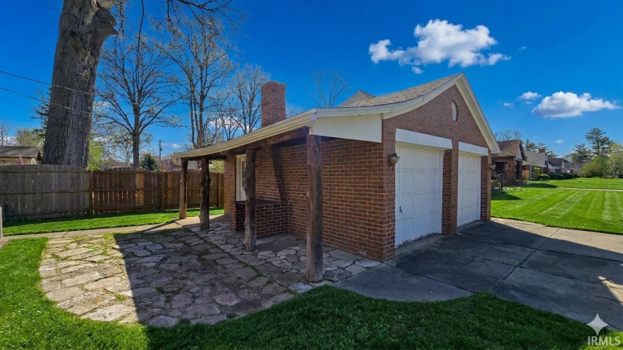 Listing Image 2