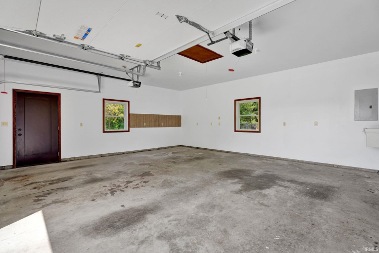 Listing Image 30
