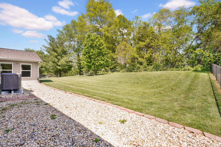 Listing Image 33