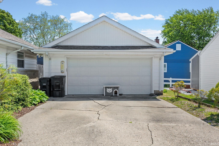 Listing Image 33