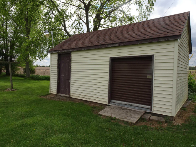 Listing Image 33
