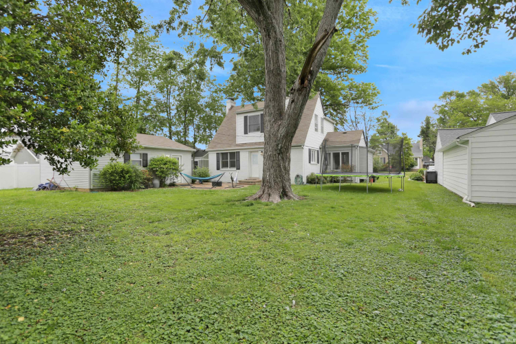 Listing Image 22