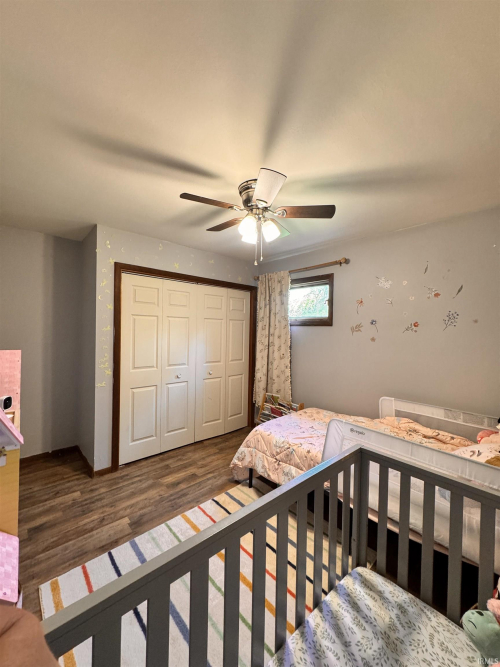 Listing Image 19