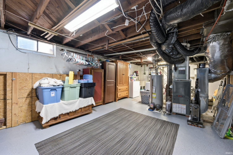 Listing Image 17