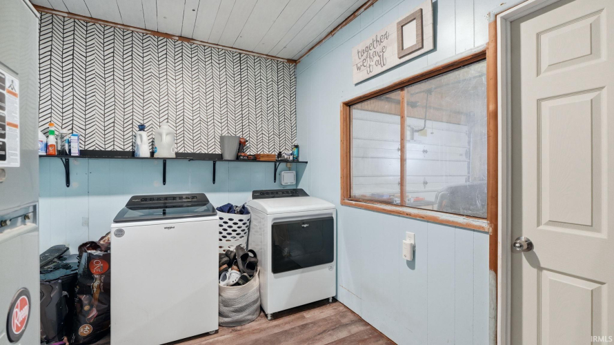 Listing Image 19