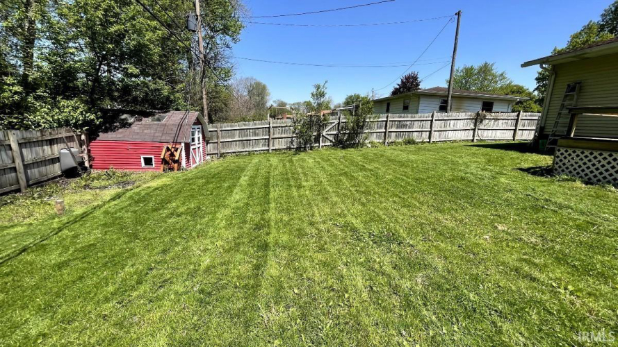 Listing Image 7