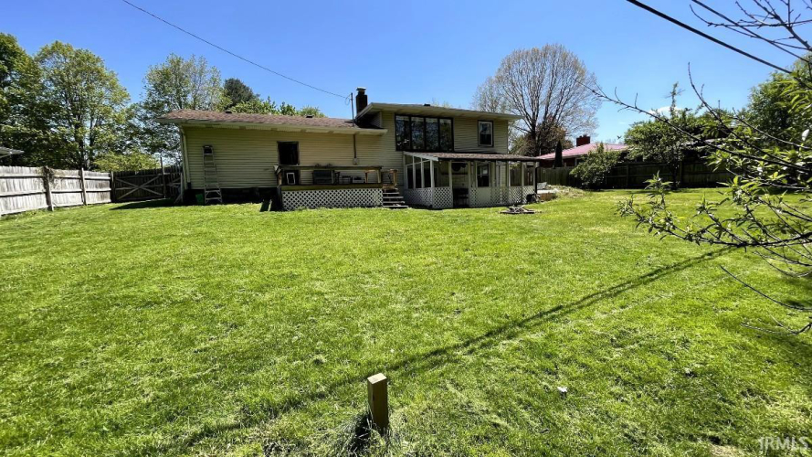 Listing Image 8