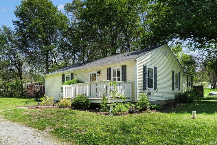 Listing Image 4